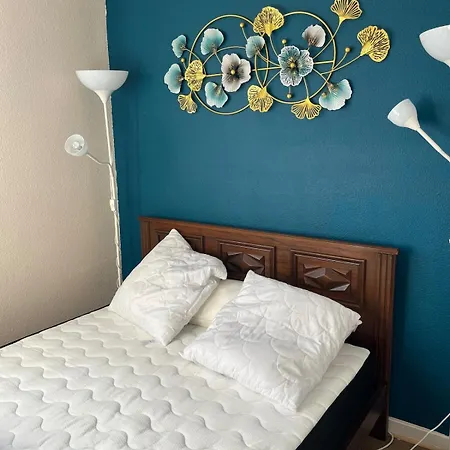 T 2 4 Personnes Apartment *